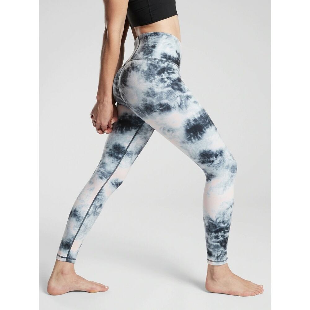 Athleta Elation Snow Dye 7/8 Tight Leggings Size Small High Rise Tie Dye